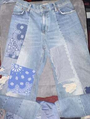 ✨ Free People Distressed Patchwork Bandana Jeans Size 26 ✨